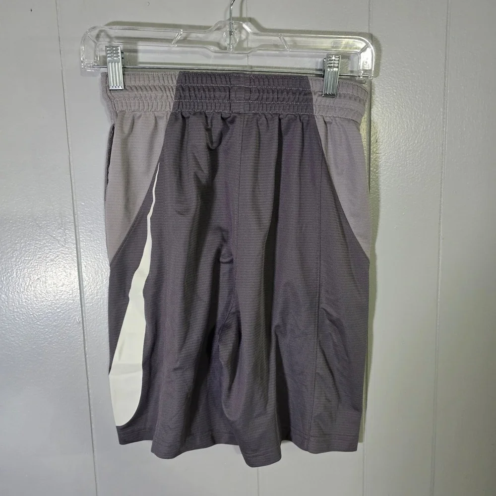 Nike Dri-FIT Boys‎ Small Gray Two Tone Basketball Athletic Gym Training Shorts